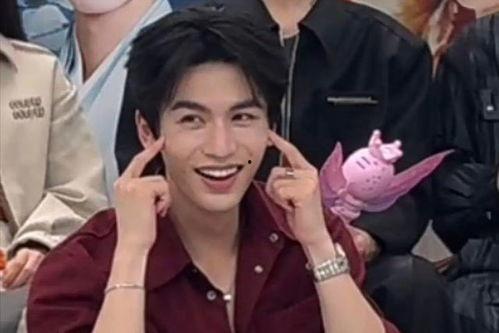 吃瓜娱乐圈张凌赫