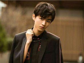 娱乐吃瓜蜀黍王俊凯微博,揭秘娱乐圈幕后故事！”